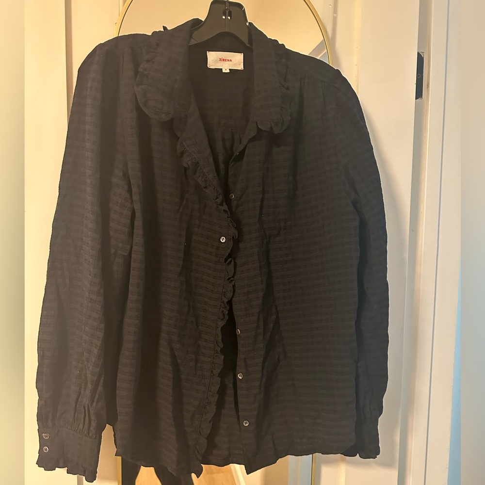 Xirena Button Up Blouse Top with ruffle detail